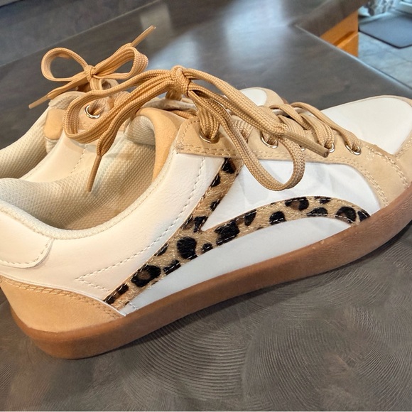 Serra Shoes - Serra White & Tan w Leopard Sneakers -NWOT